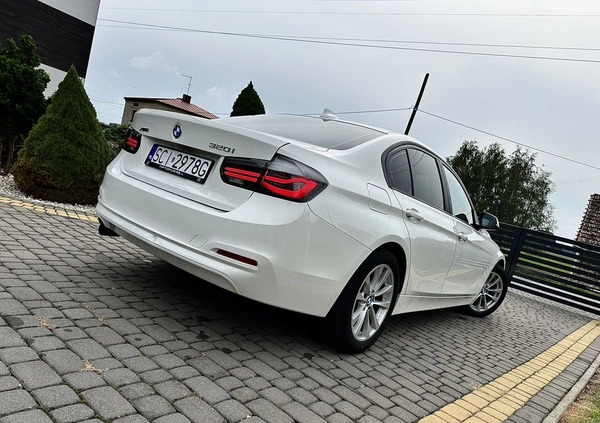 BMW Seria 3 cena 96000 przebieg: 30000, rok produkcji 2018 z Tomaszów Mazowiecki małe 562